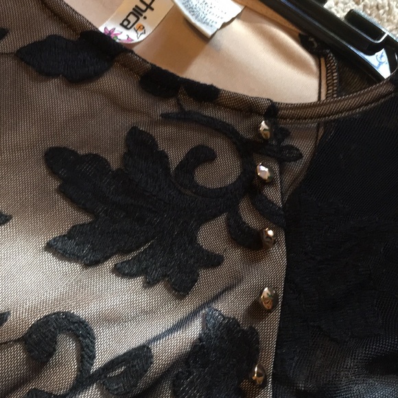 Black lacy party dress! - Picture 2 of 3